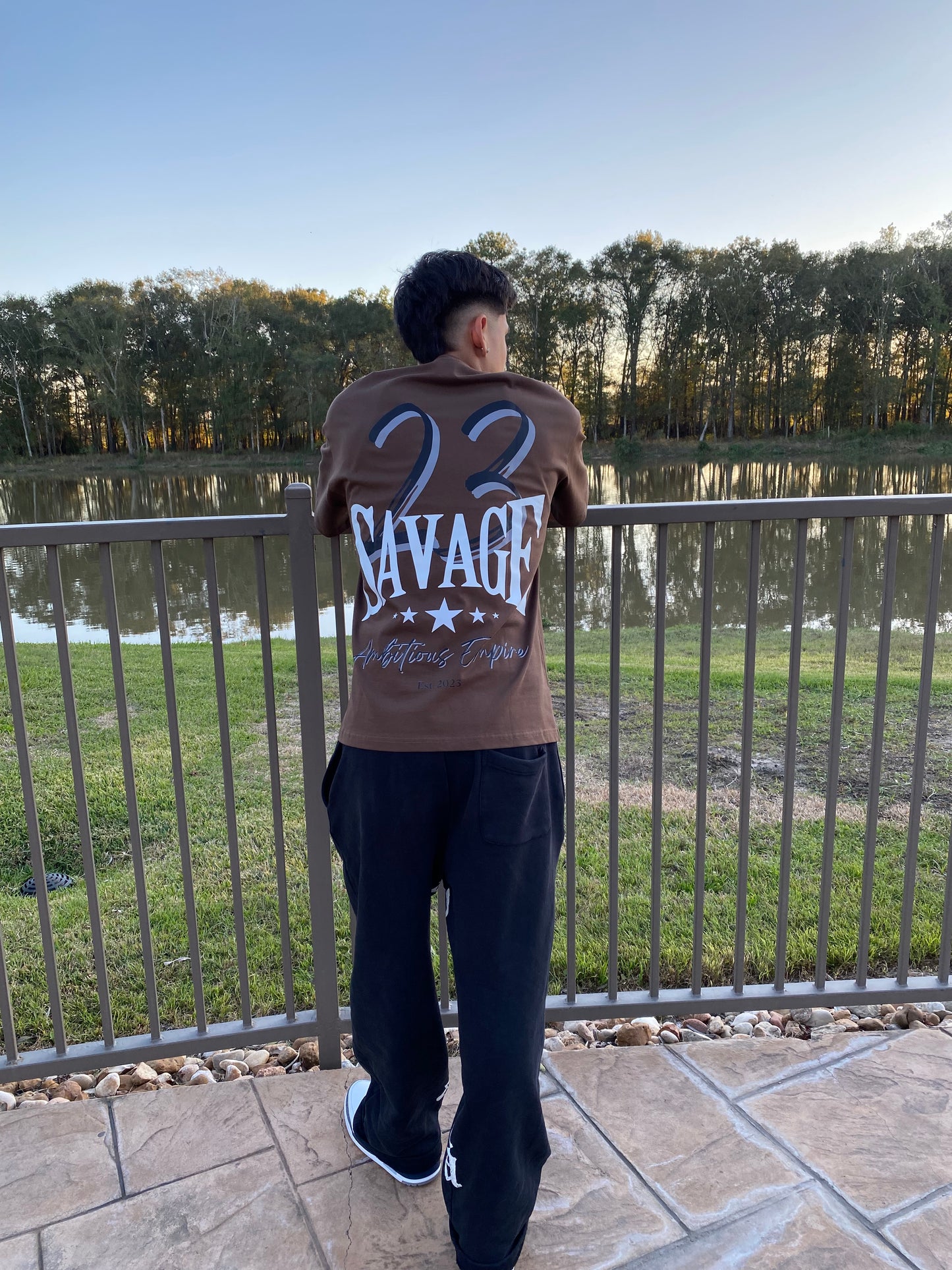 SAVAGE 23 TEE